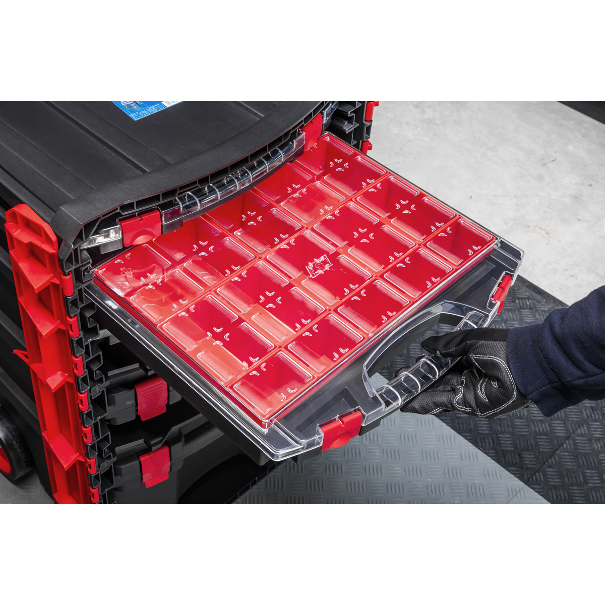 ENT1153 Sealey AP860 Professional Mobile Toolbox With 5 Removable Storage Cases