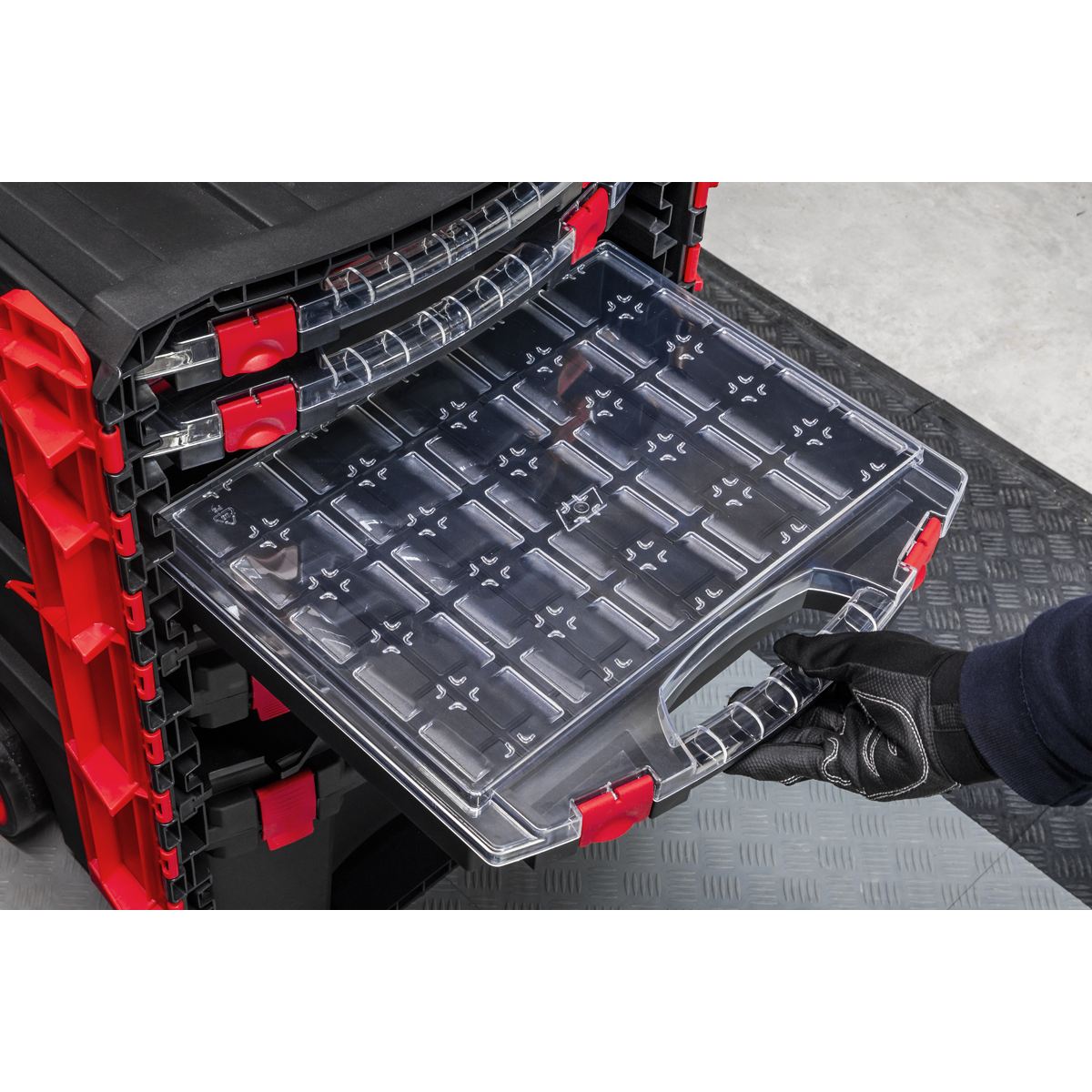 ENT1153 Sealey AP860 Professional Mobile Toolbox With 5 Removable Storage Cases