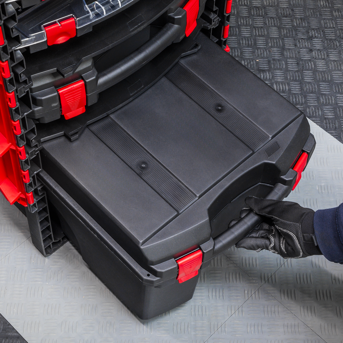 ENT1153 Sealey AP860 Professional Mobile Toolbox With 5 Removable Storage Cases